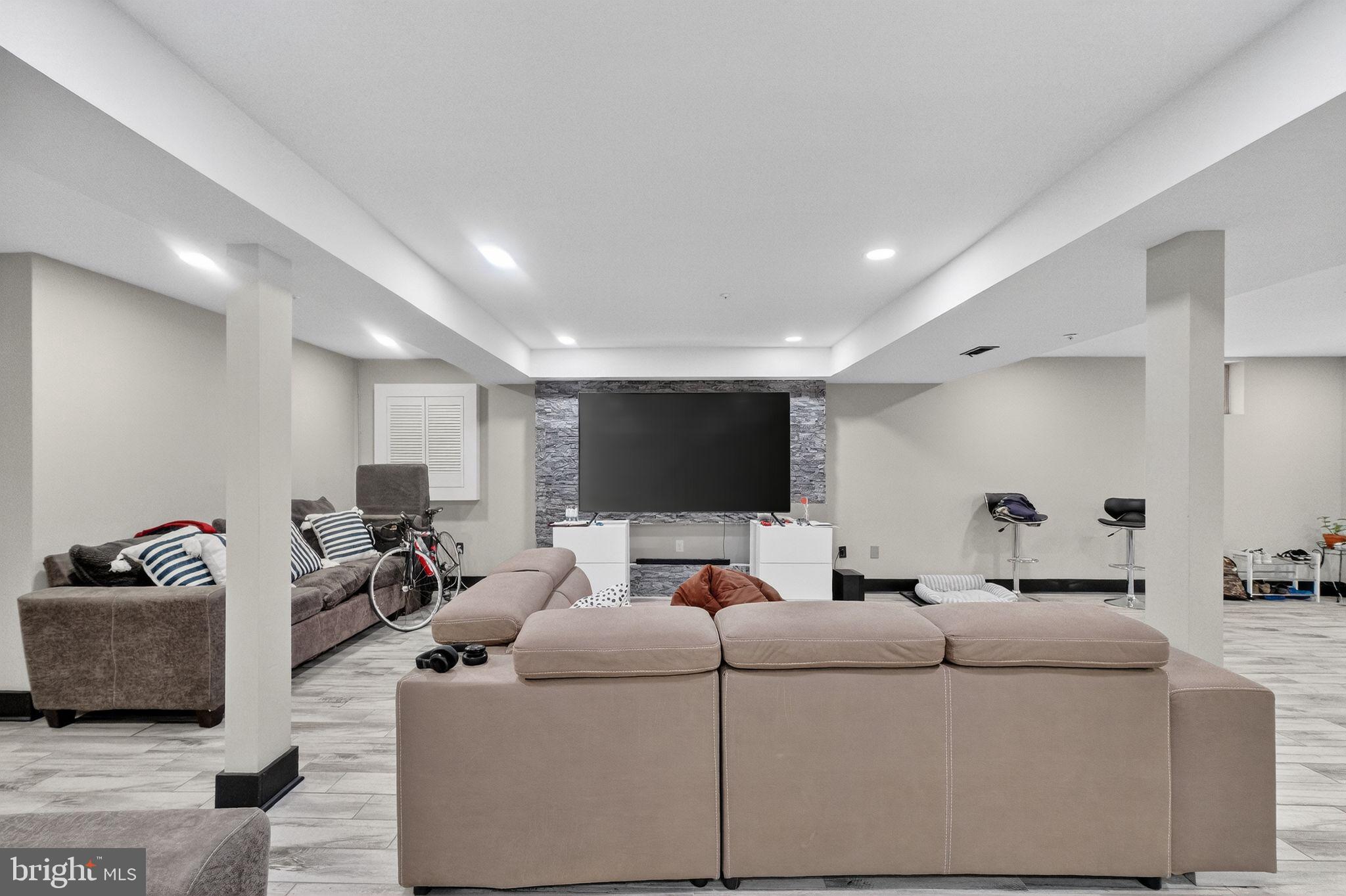 PROSPECT ESTATES - Residential