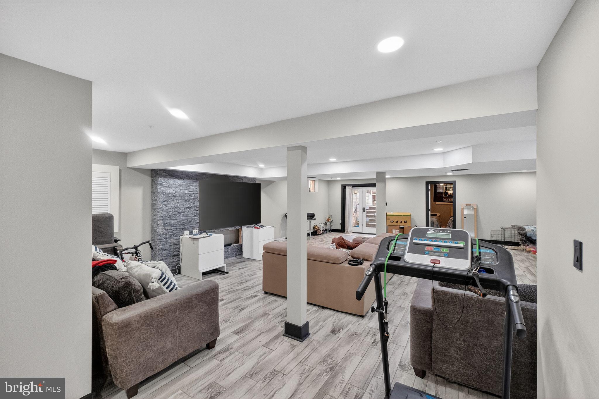 PROSPECT ESTATES - Residential