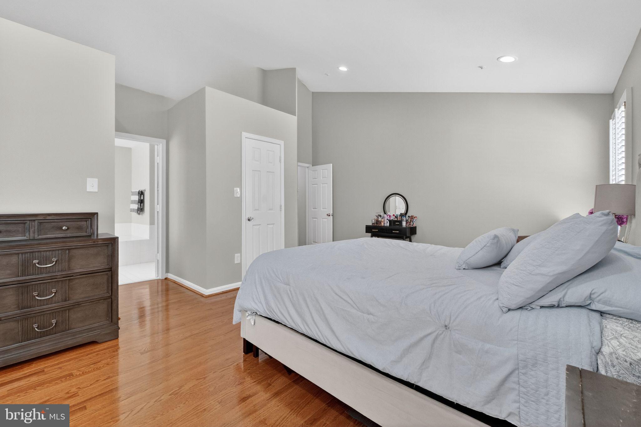 PROSPECT ESTATES - Residential