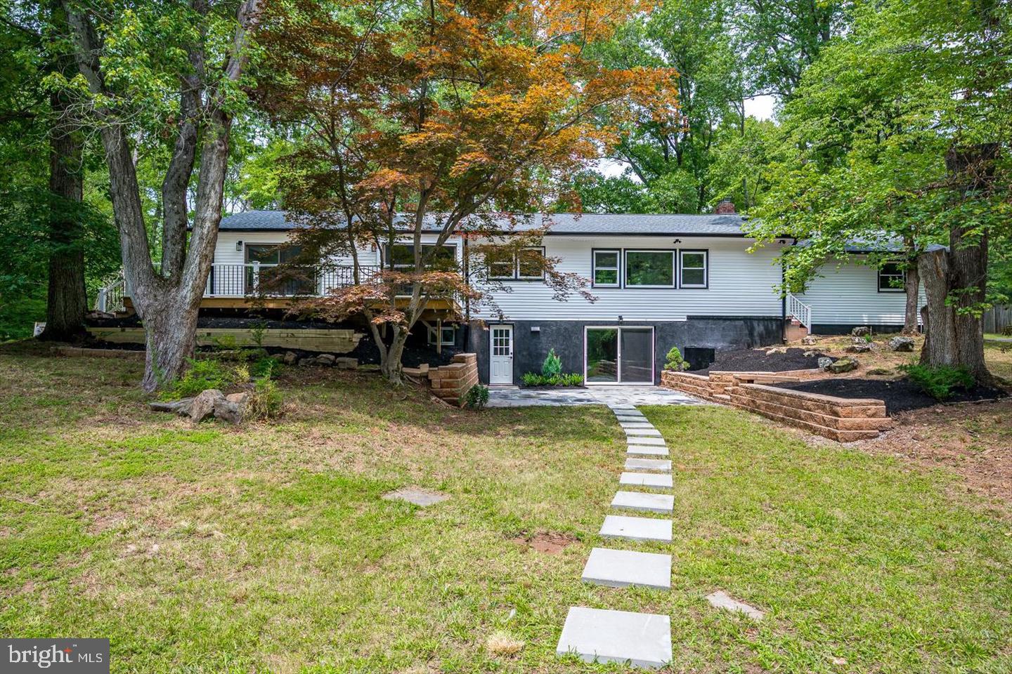 3 HONEY BROOK DRIVE
