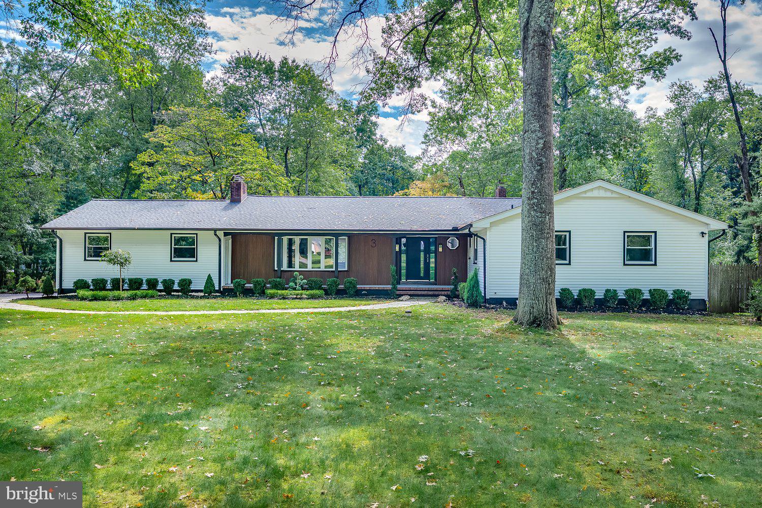 3 HONEY BROOK DRIVE