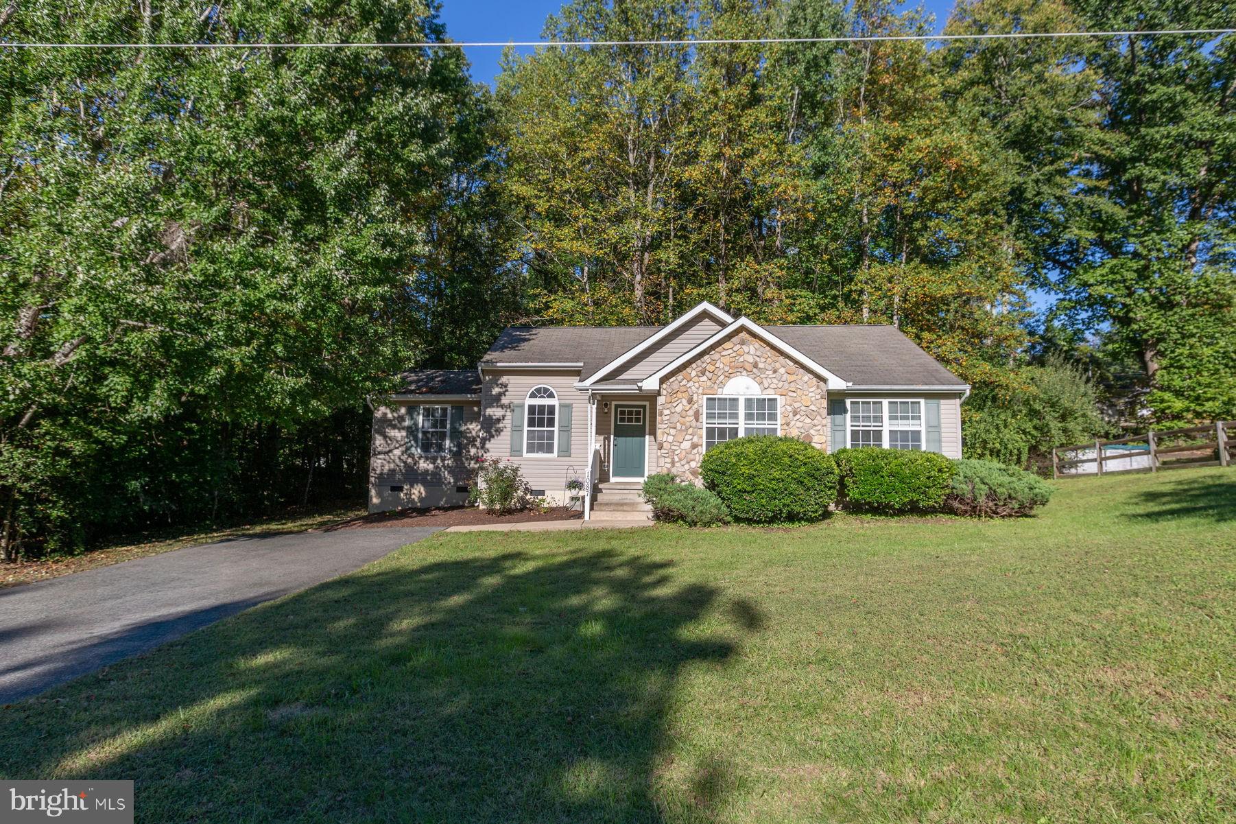 1087 GARNER DRIVE