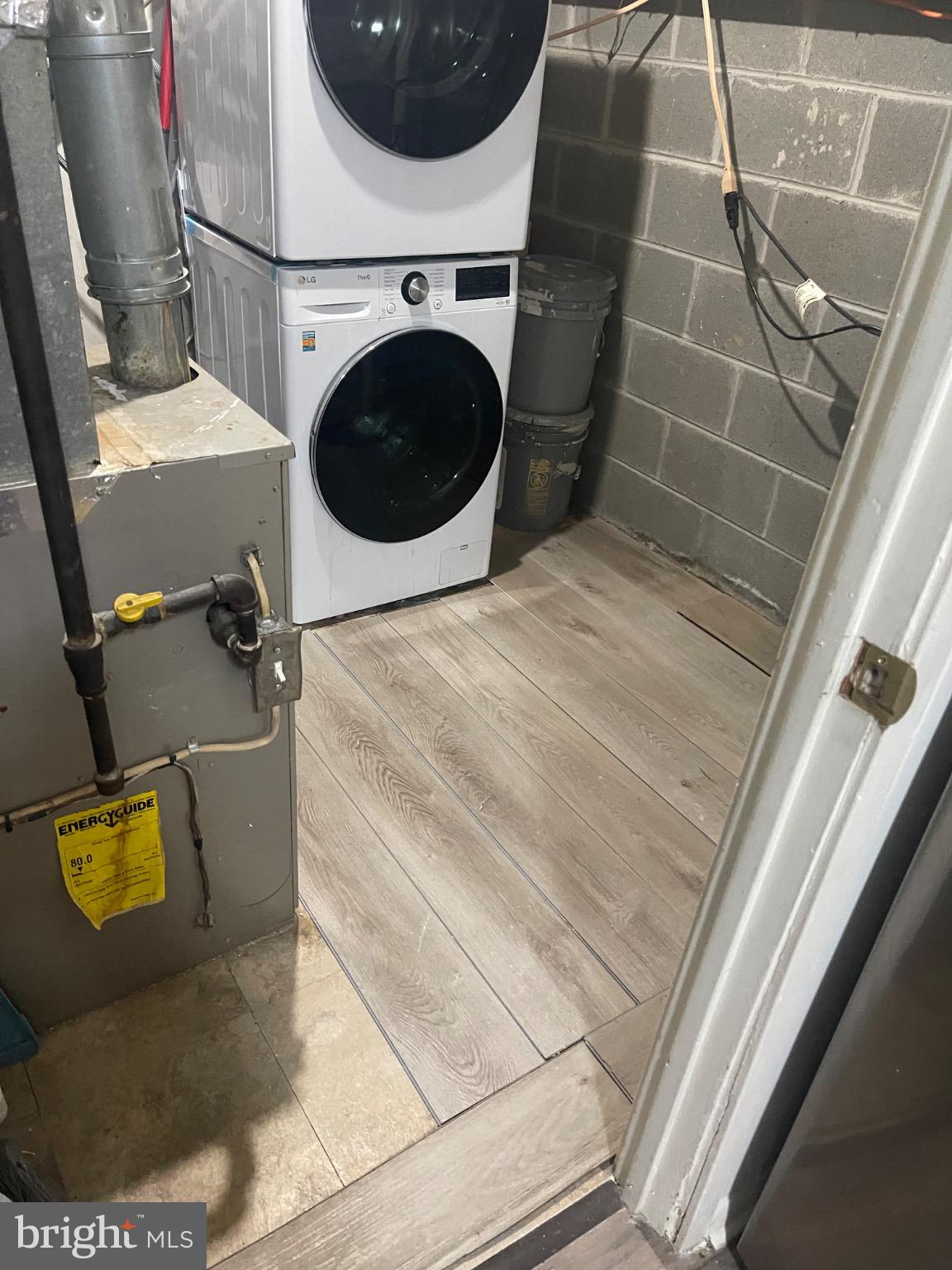 KIMBERLY PLACE - Residential