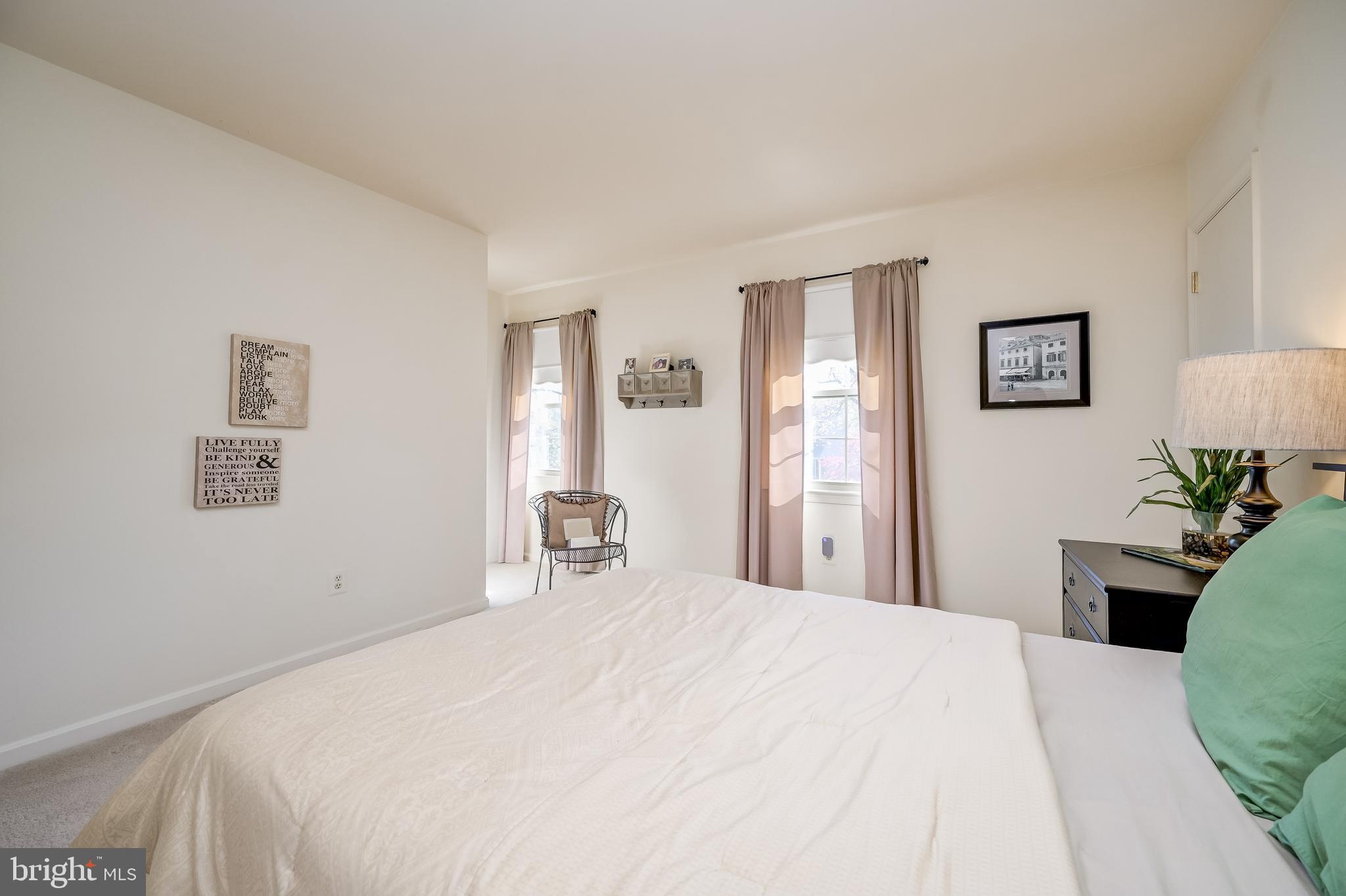 OLNEY OAKS - Residential