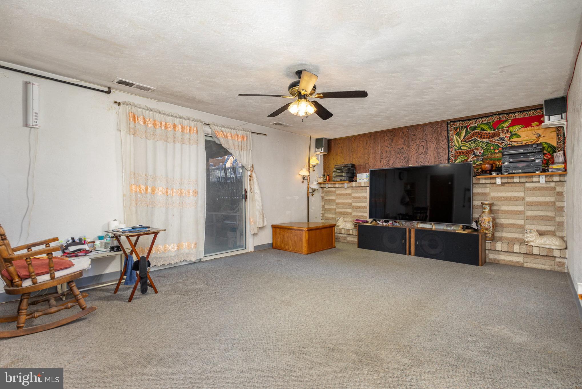 HAINES ACRES - Residential