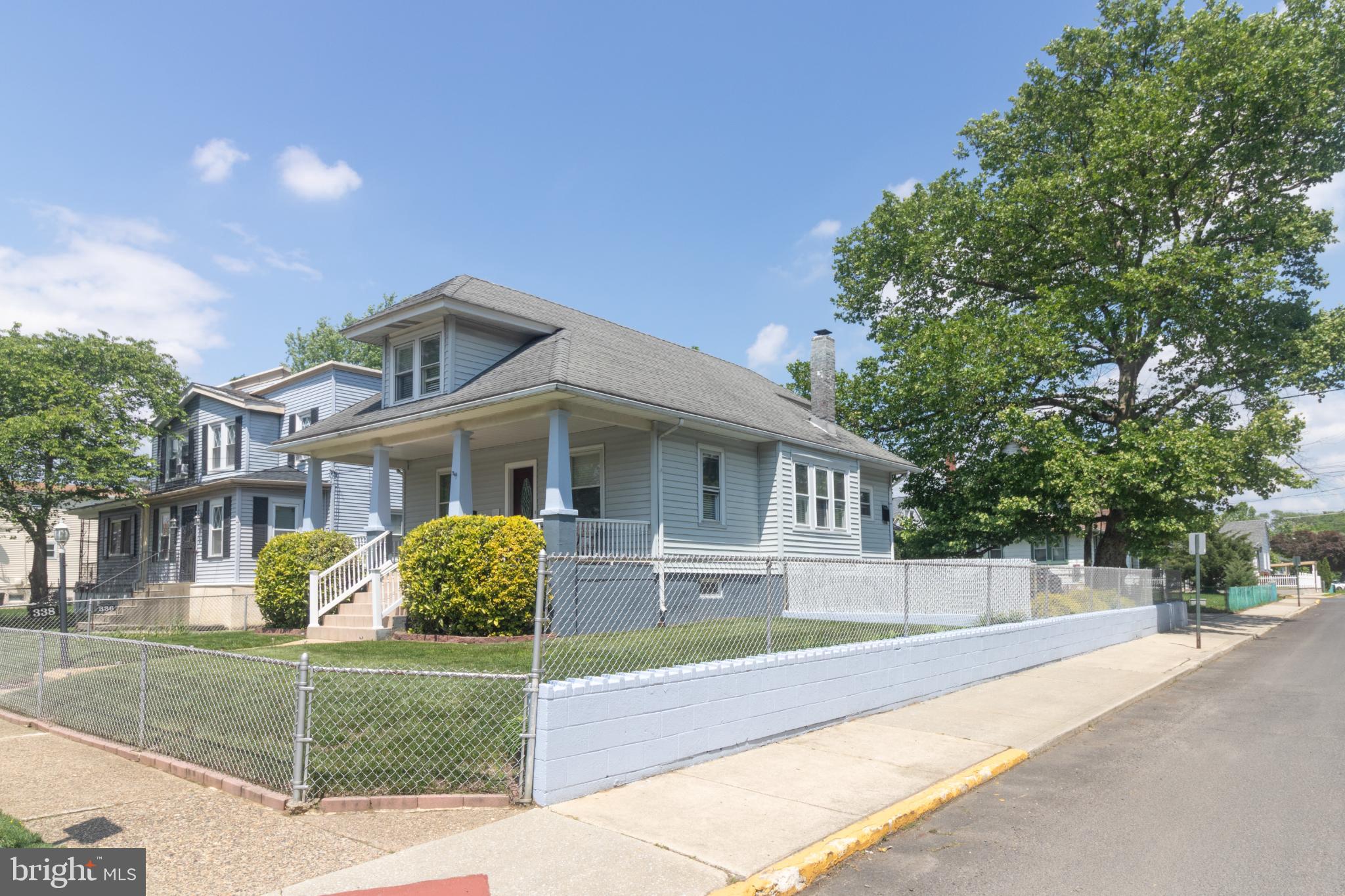 338 E EVERGREEN AVENUE