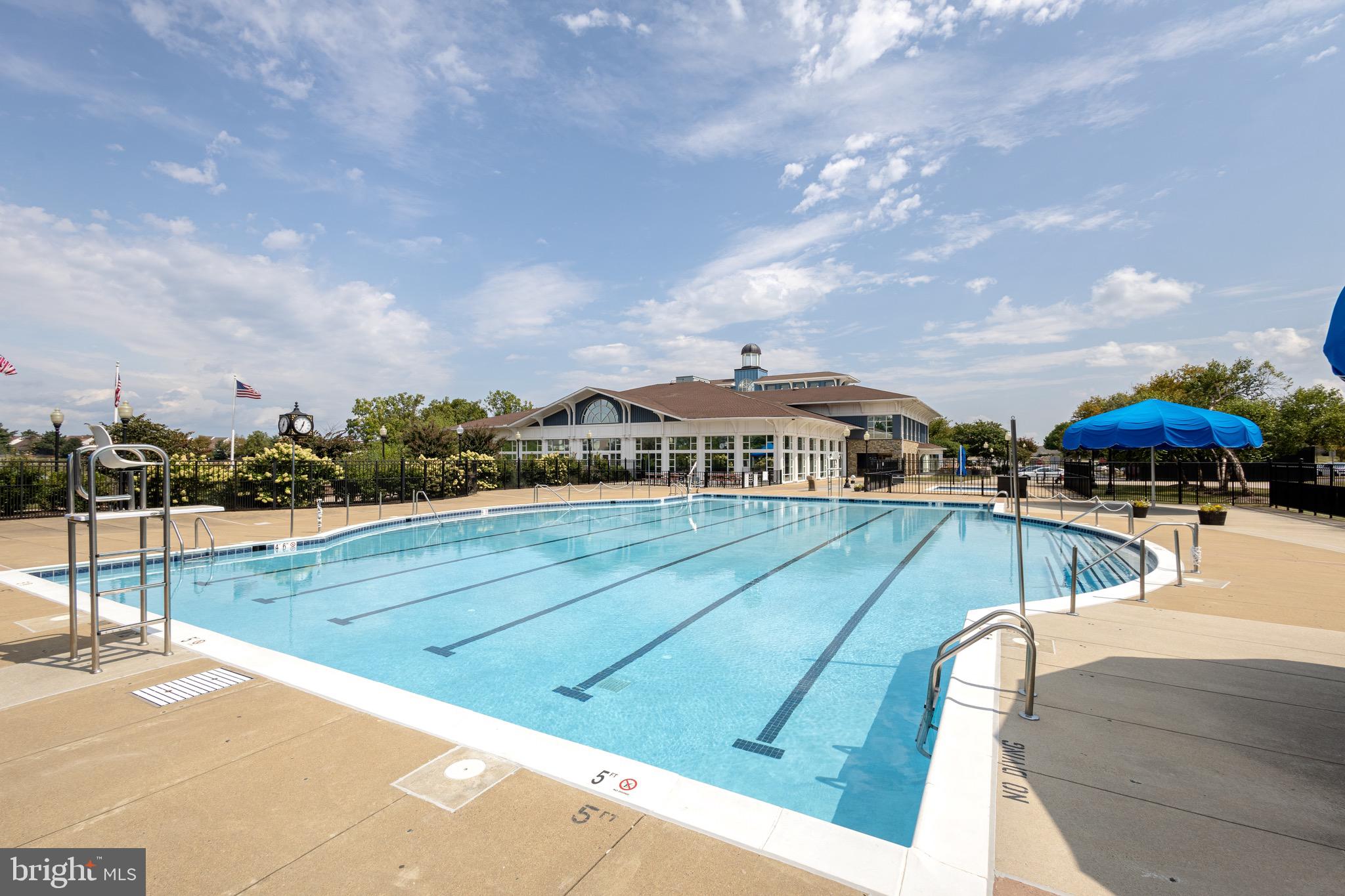 ASHBURN VILLAGE - Residential Lease