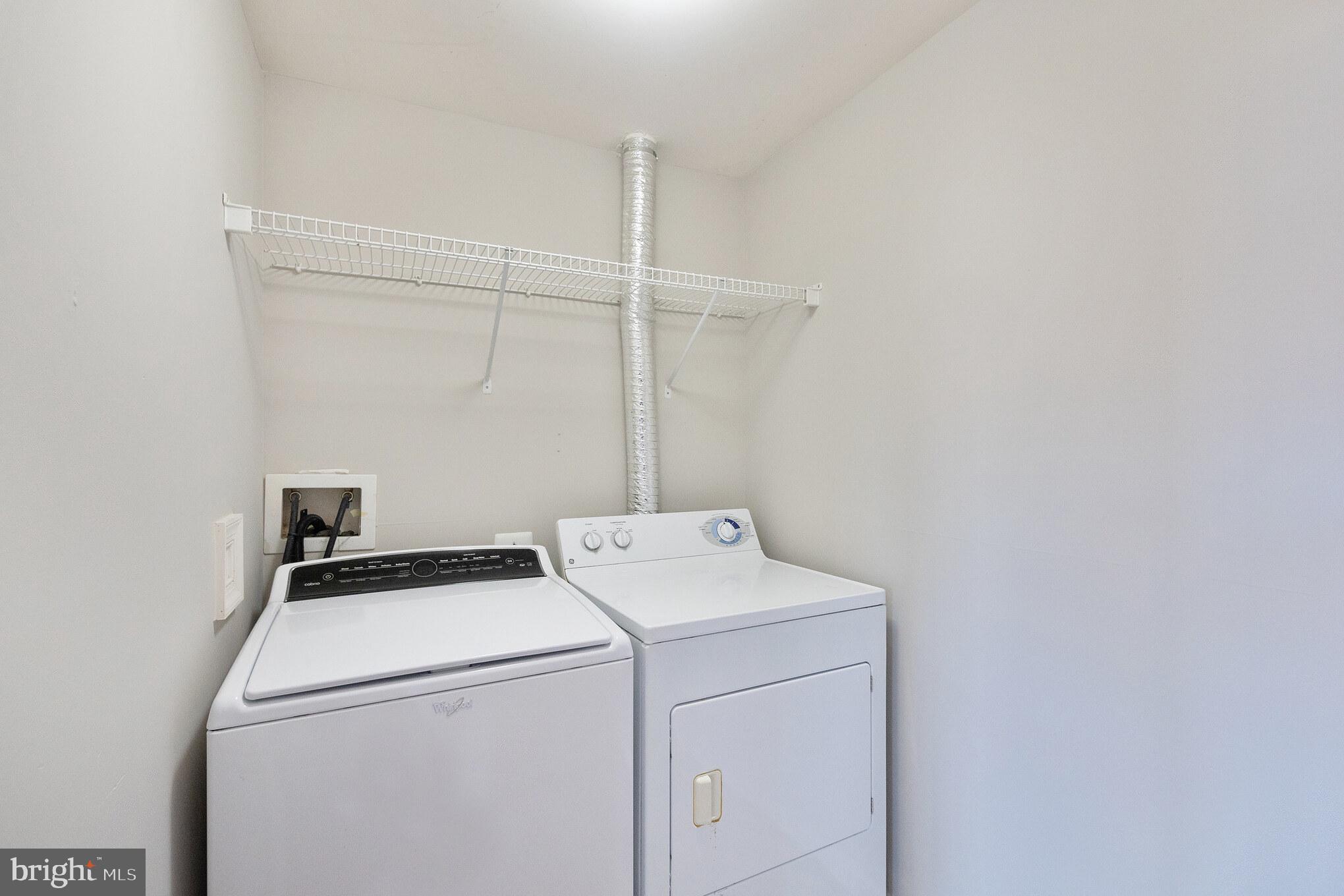 ASHBURN VILLAGE - Residential Lease