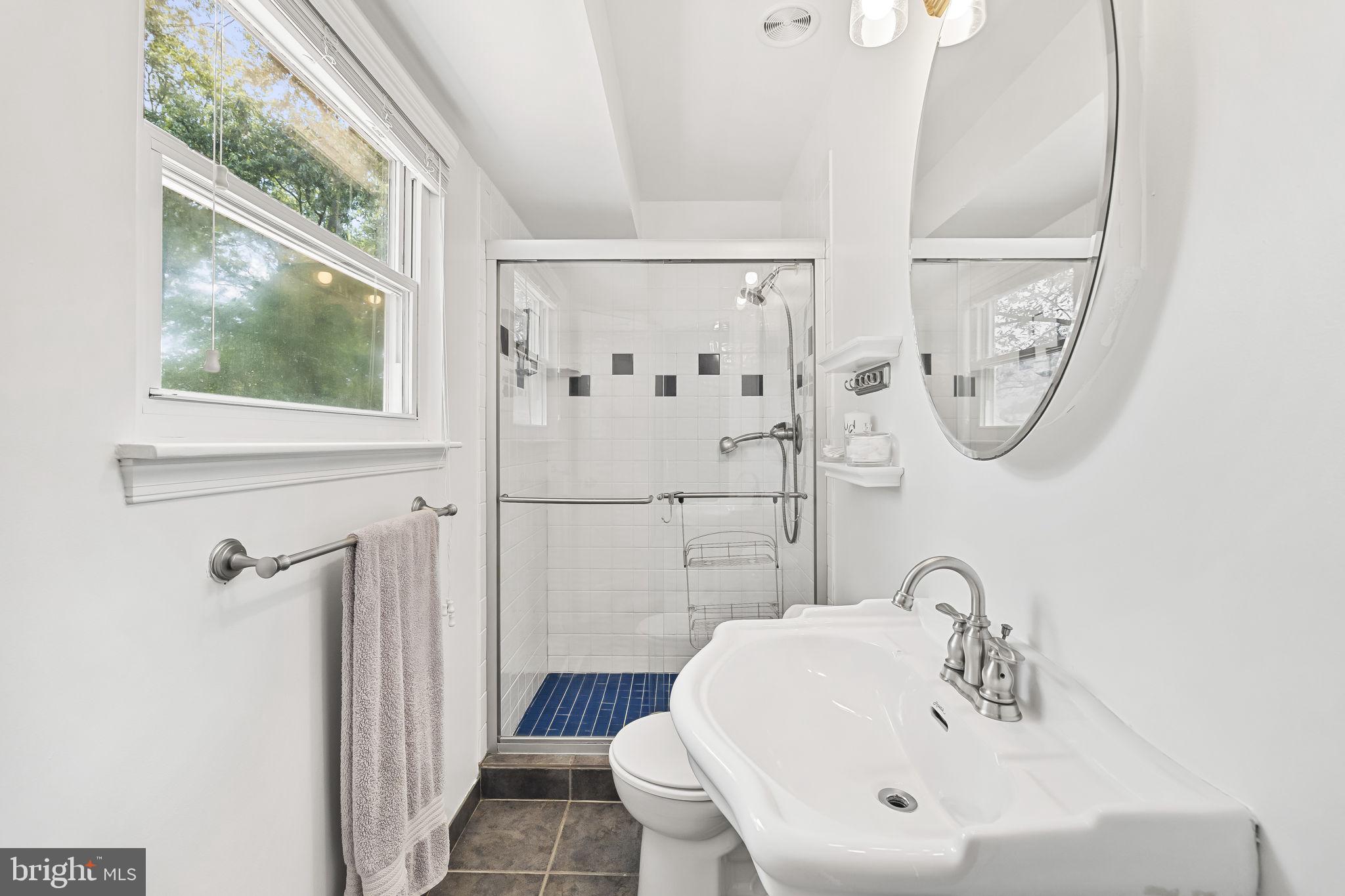 MANHATTAN BEACH - Residential