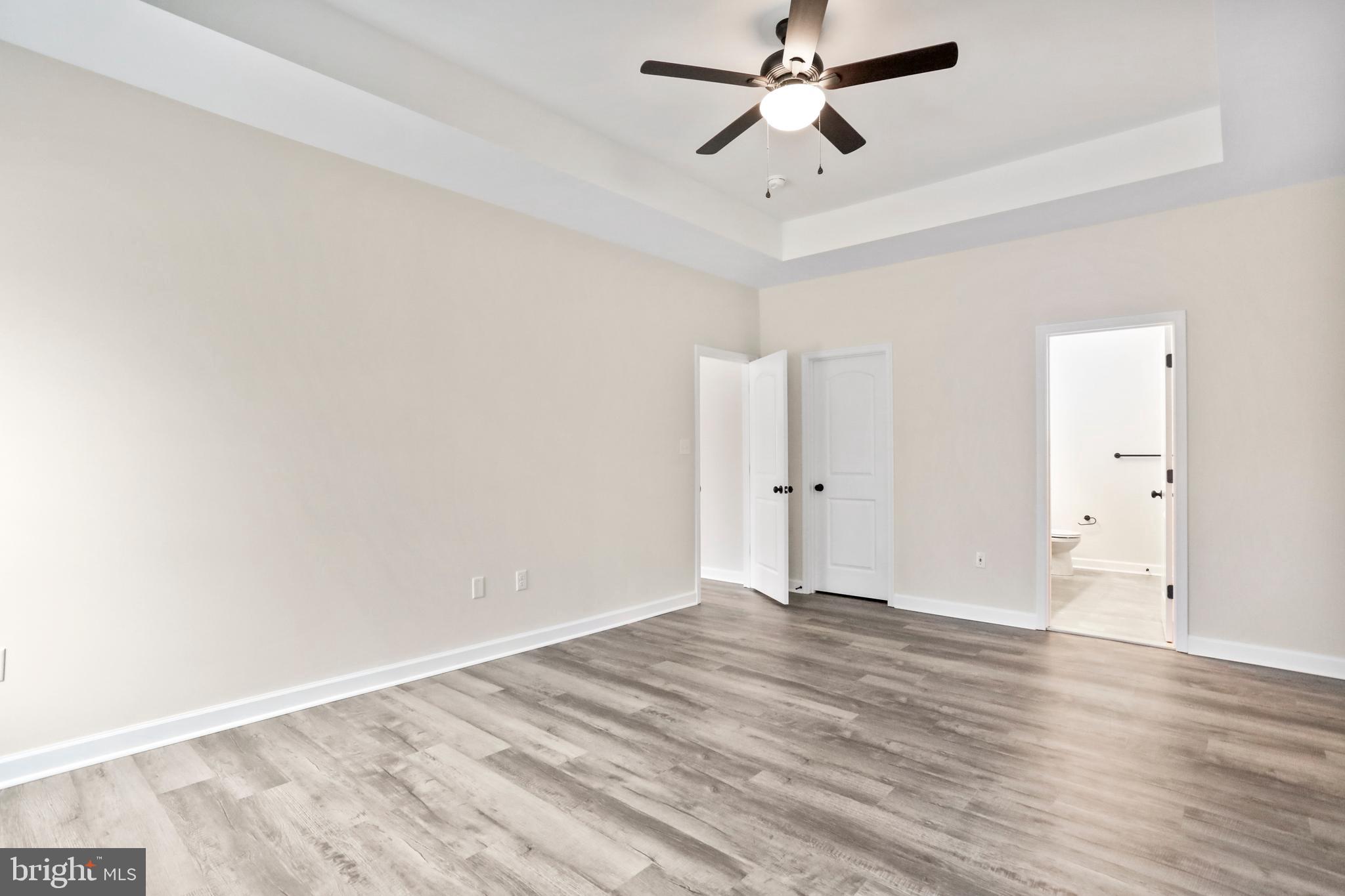 MIDDLE CREEK VISTAS - Residential