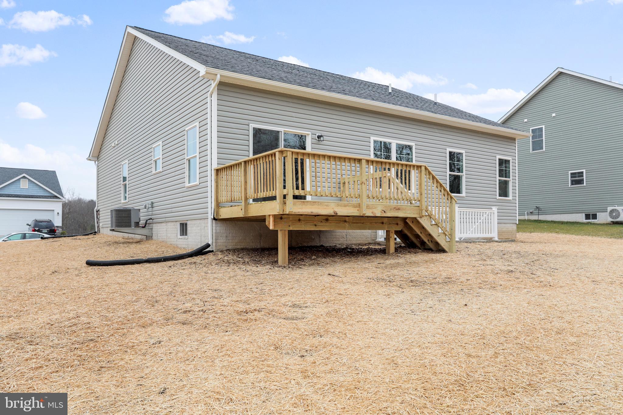 MIDDLE CREEK VISTAS - Residential