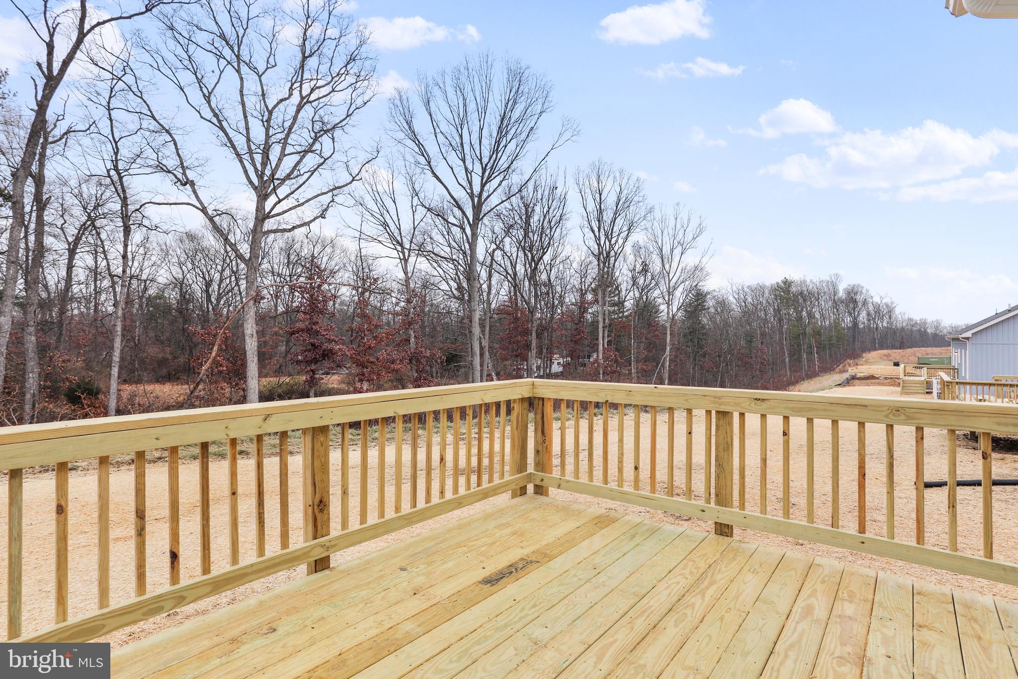 MIDDLE CREEK VISTAS - Residential