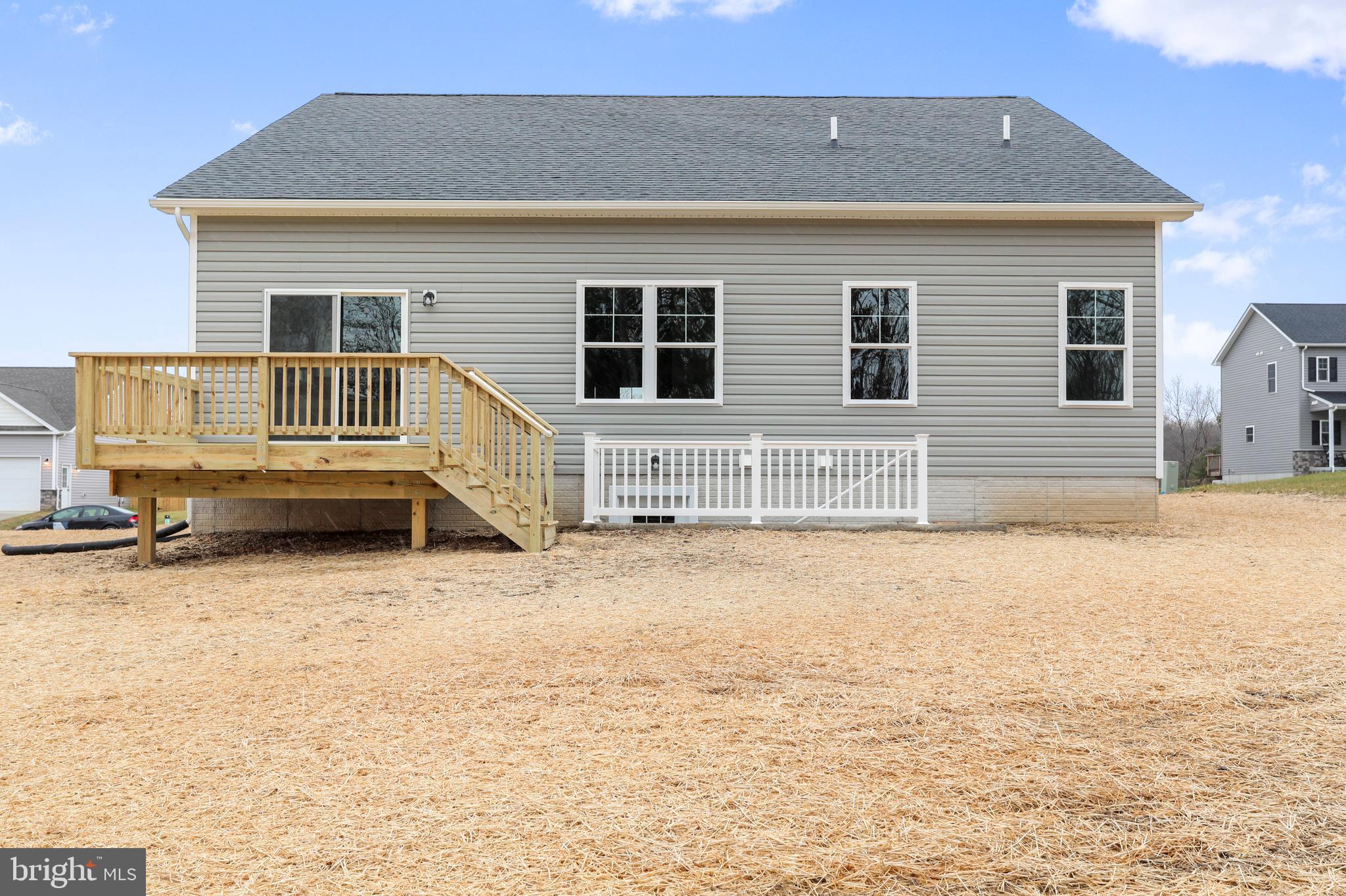 MIDDLE CREEK VISTAS - Residential