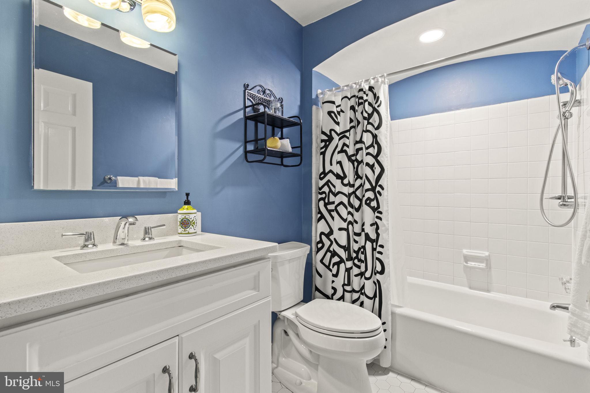 POTOMAC VILLAGE - Residential