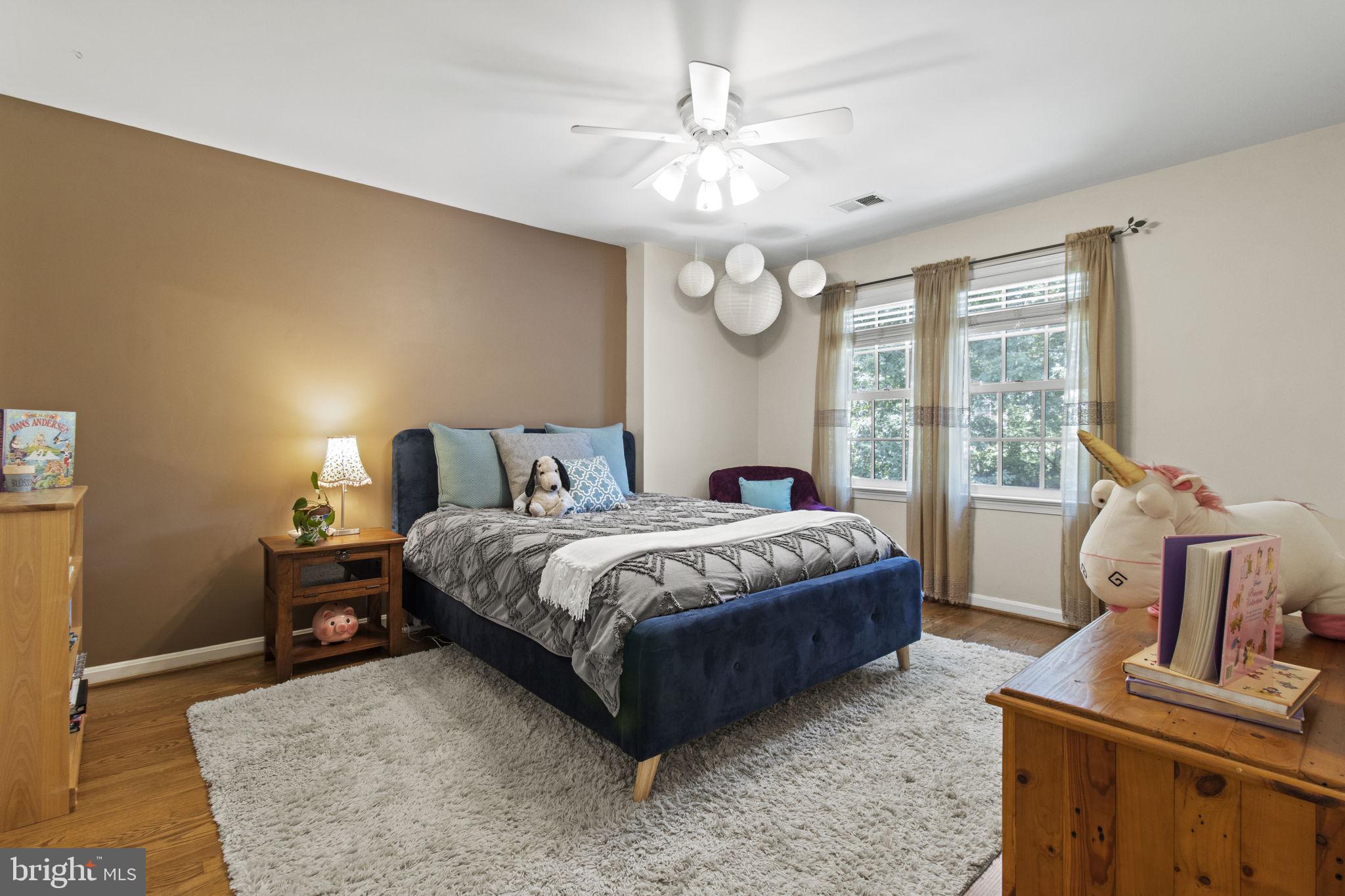 POTOMAC VILLAGE - Residential