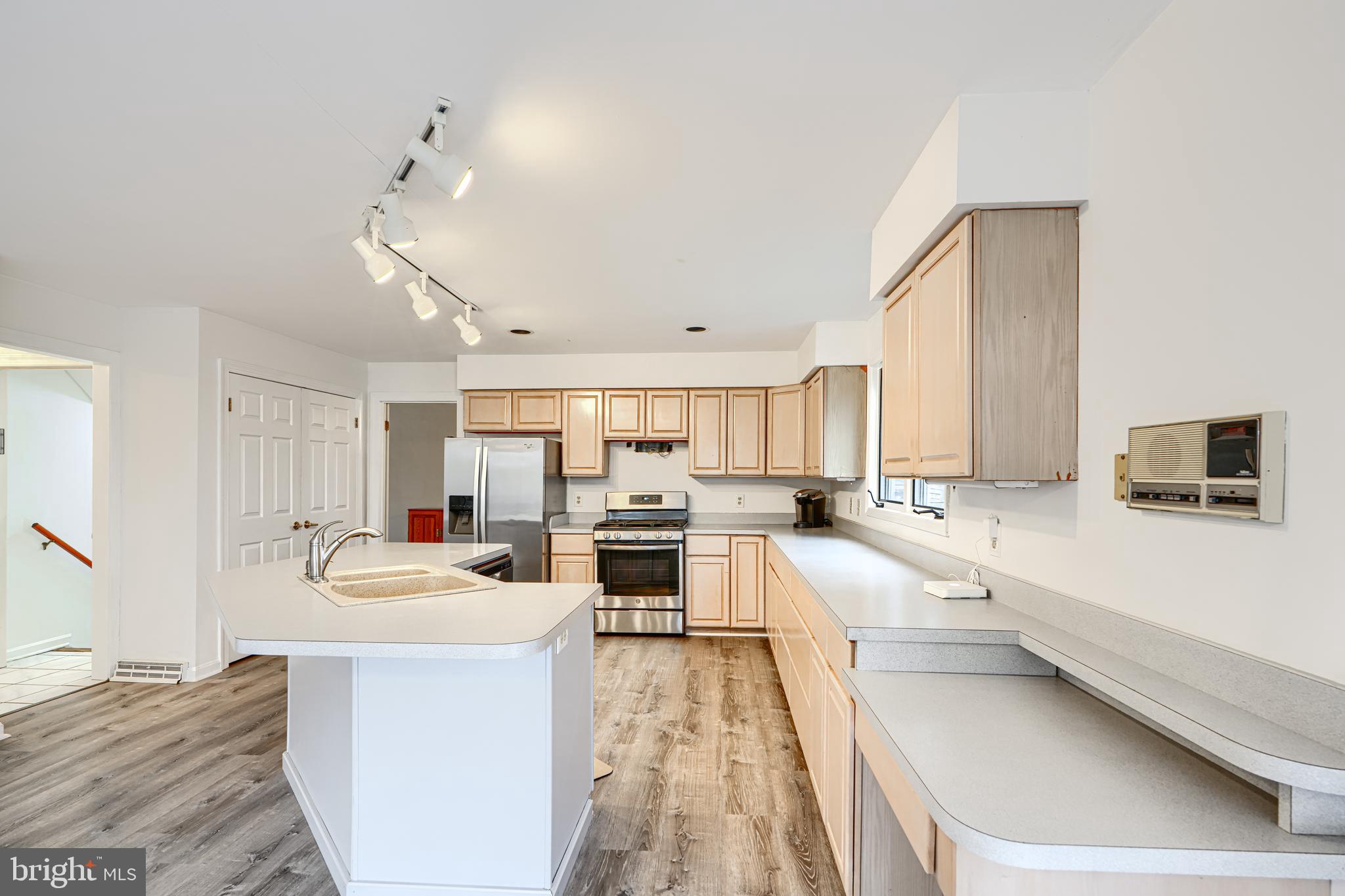 PARKVILLE - Residential