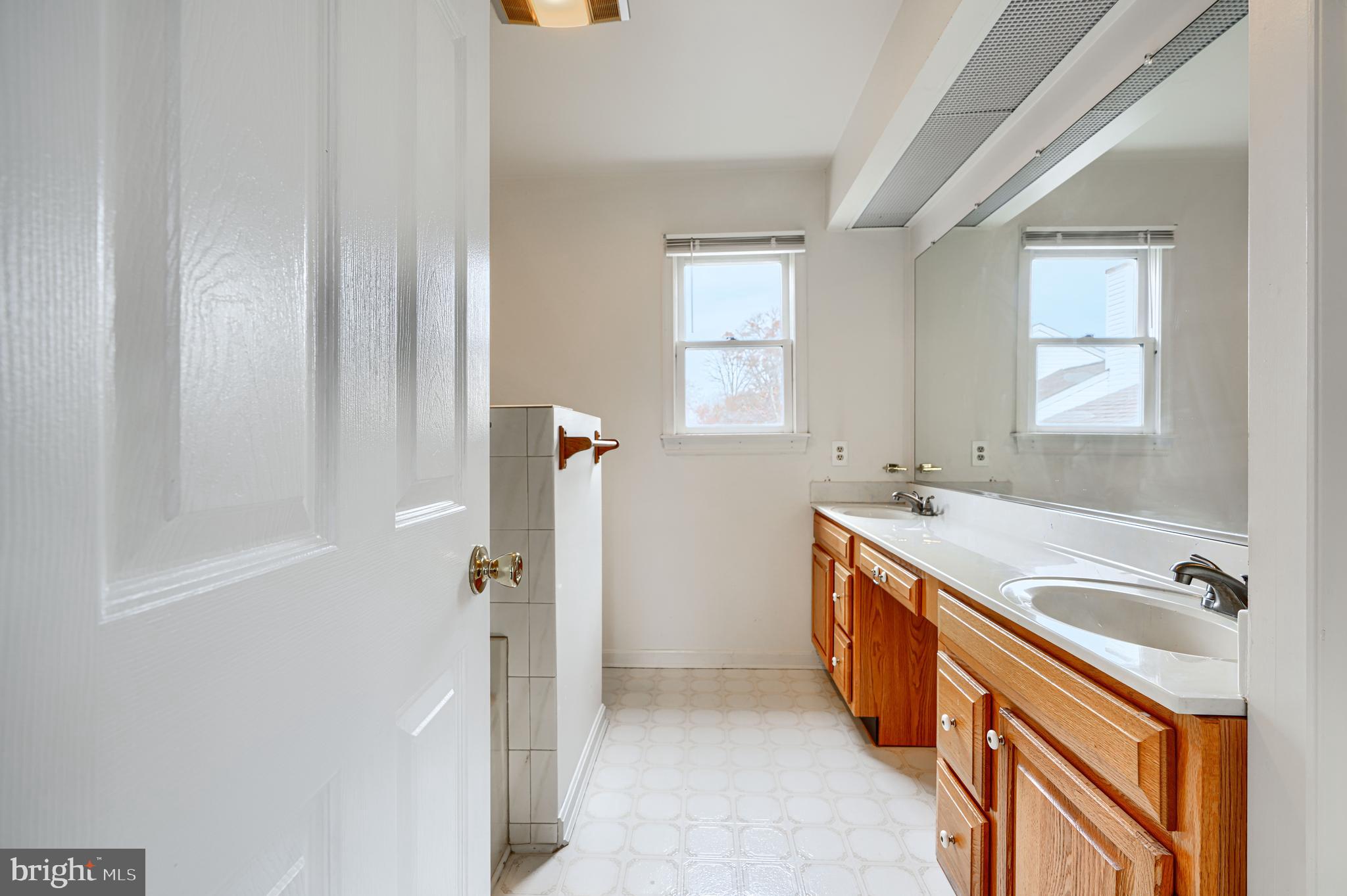 PARKVILLE - Residential