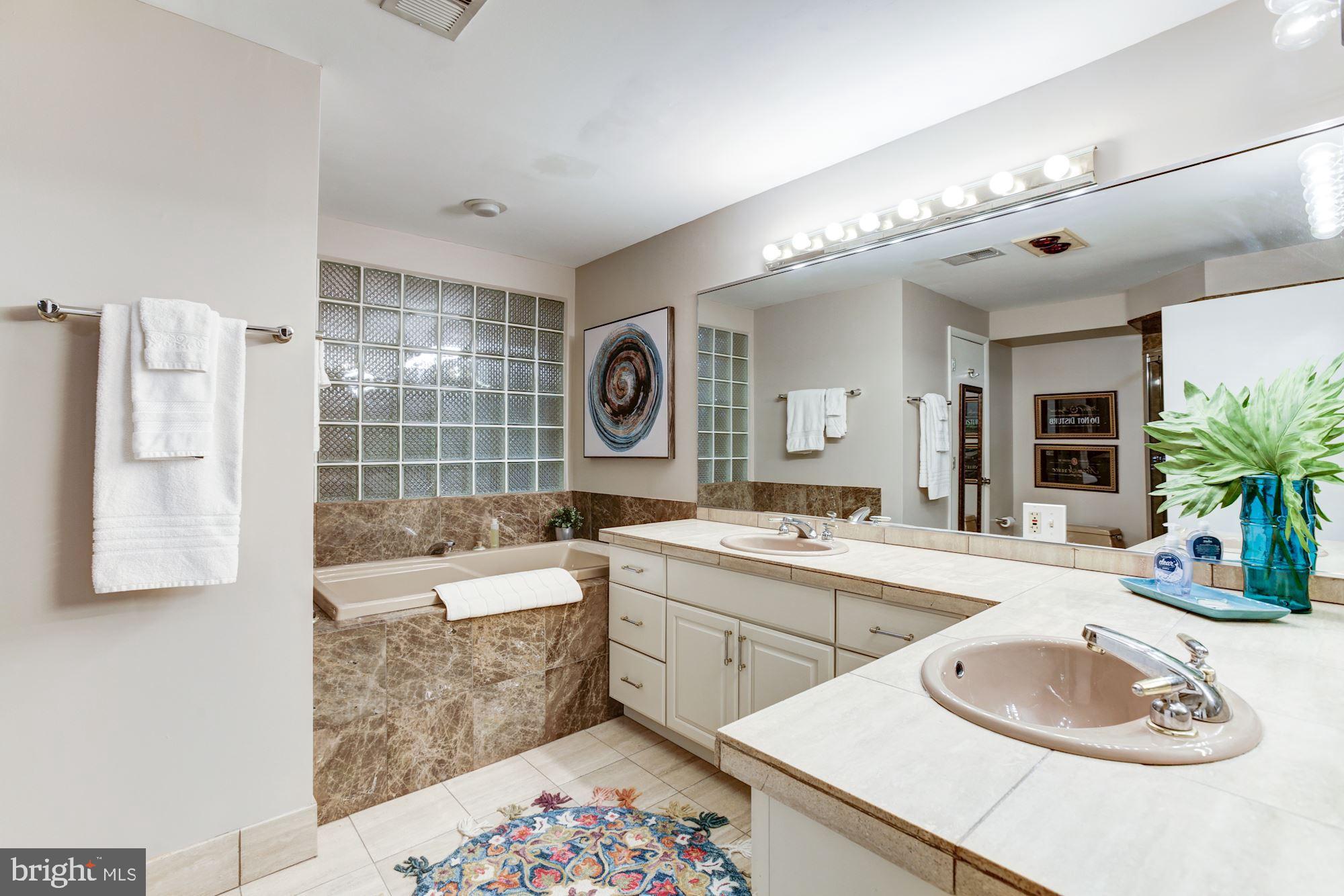 WINCHESTER ON THE SEVERN - Residential Lease