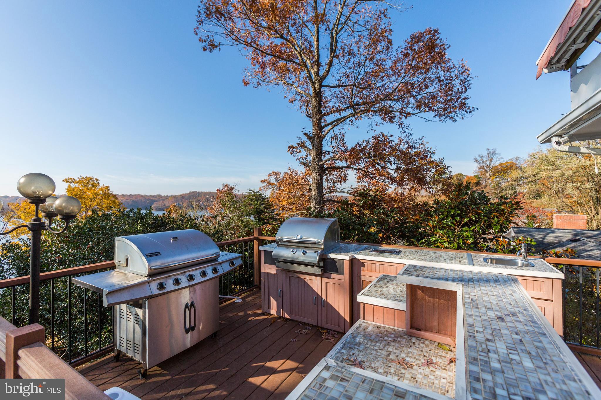 WINCHESTER ON THE SEVERN - Residential Lease