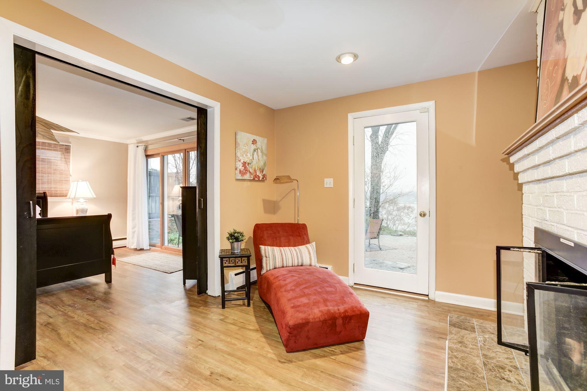 WINCHESTER ON THE SEVERN - Residential Lease