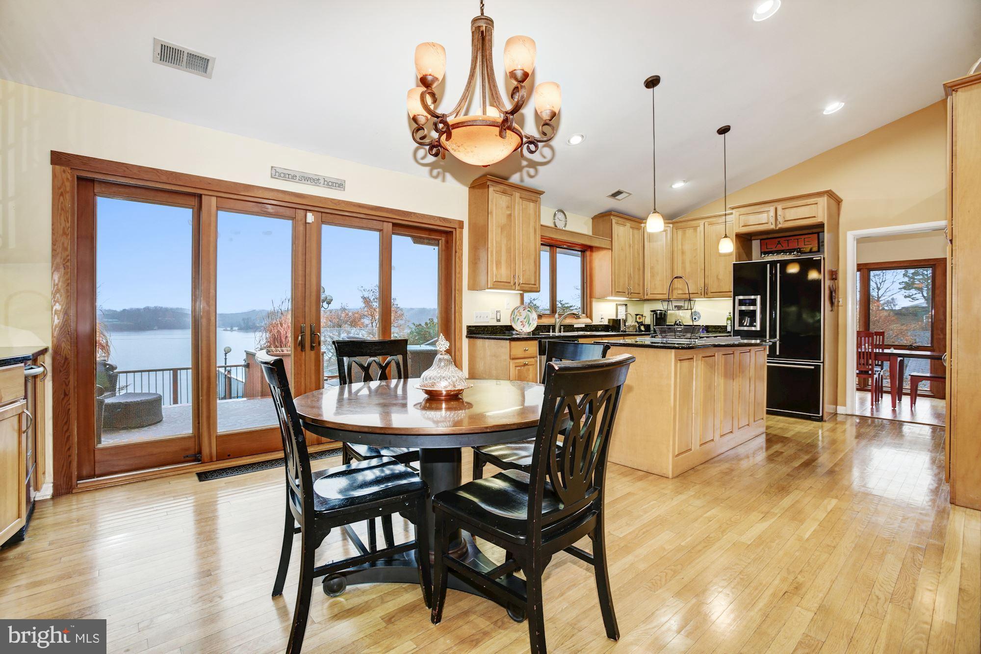 WINCHESTER ON THE SEVERN - Residential Lease