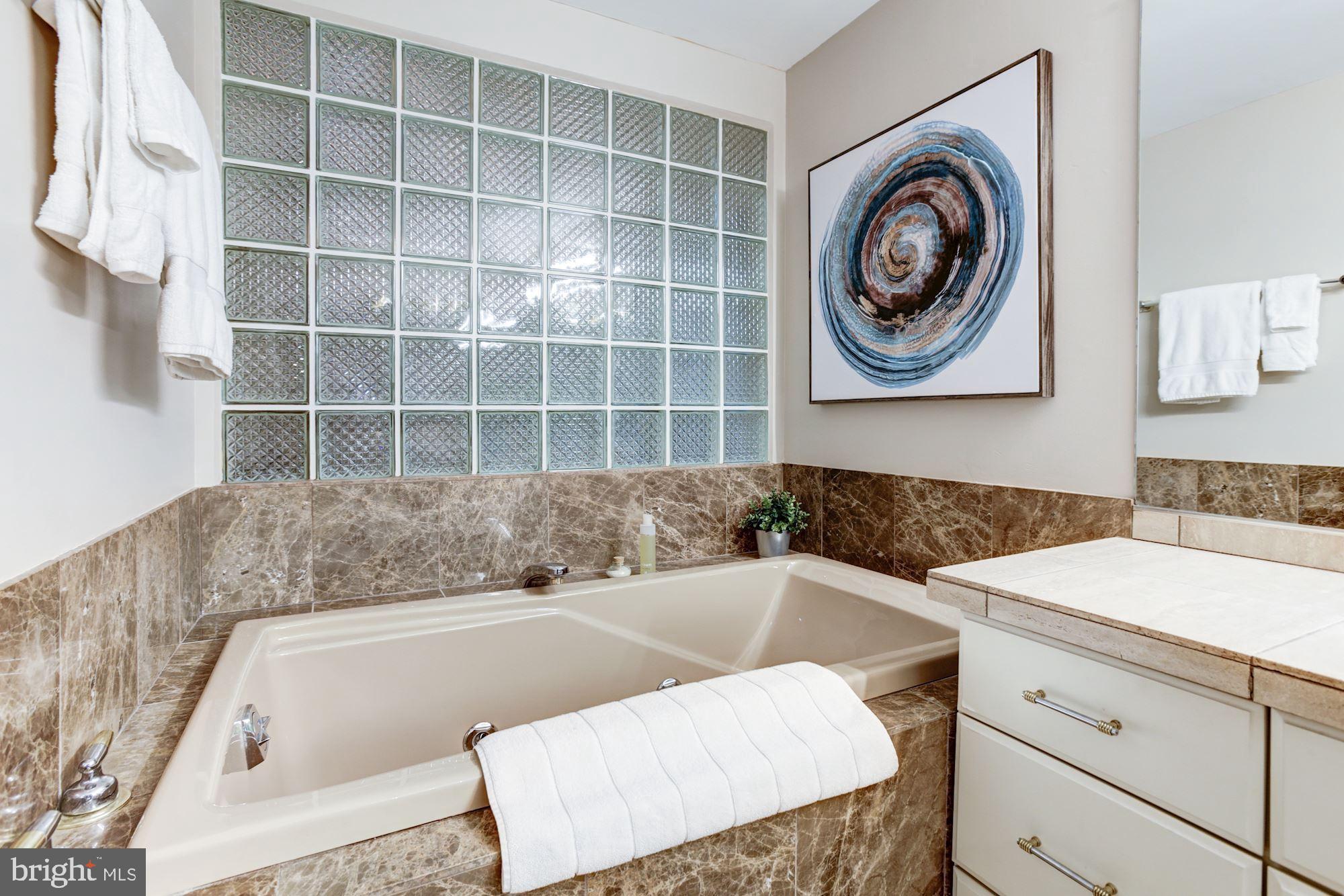 WINCHESTER ON THE SEVERN - Residential Lease