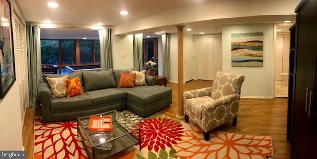 WINCHESTER ON THE SEVERN - Residential Lease