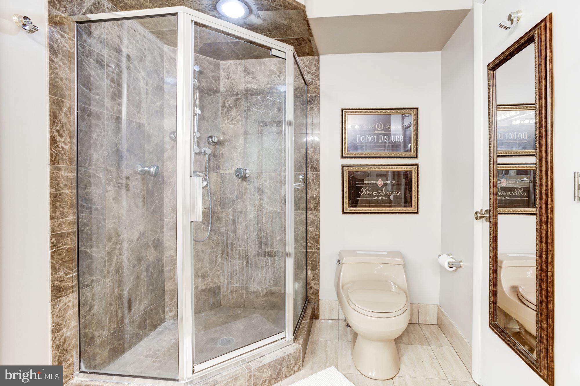 WINCHESTER ON THE SEVERN - Residential Lease