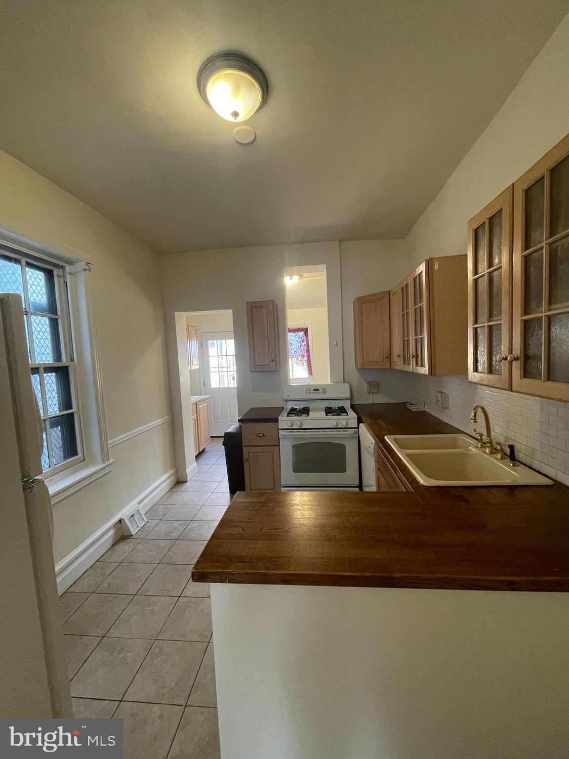 PHILADELPHIA - Residential Lease