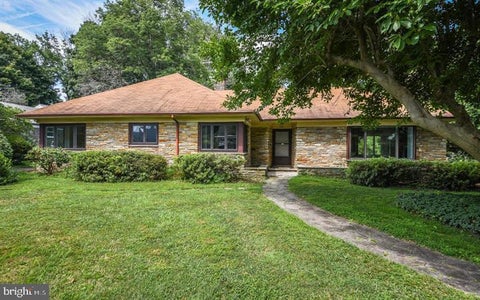 Homes For Rent - 8104 Heacock Lane<br/> WYNCOTE, PA 19095