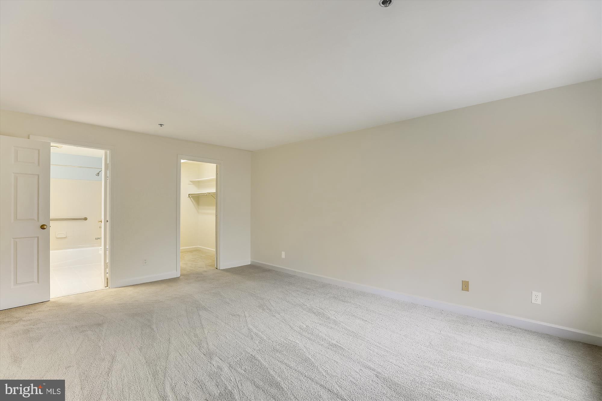 TOWSON - Residential