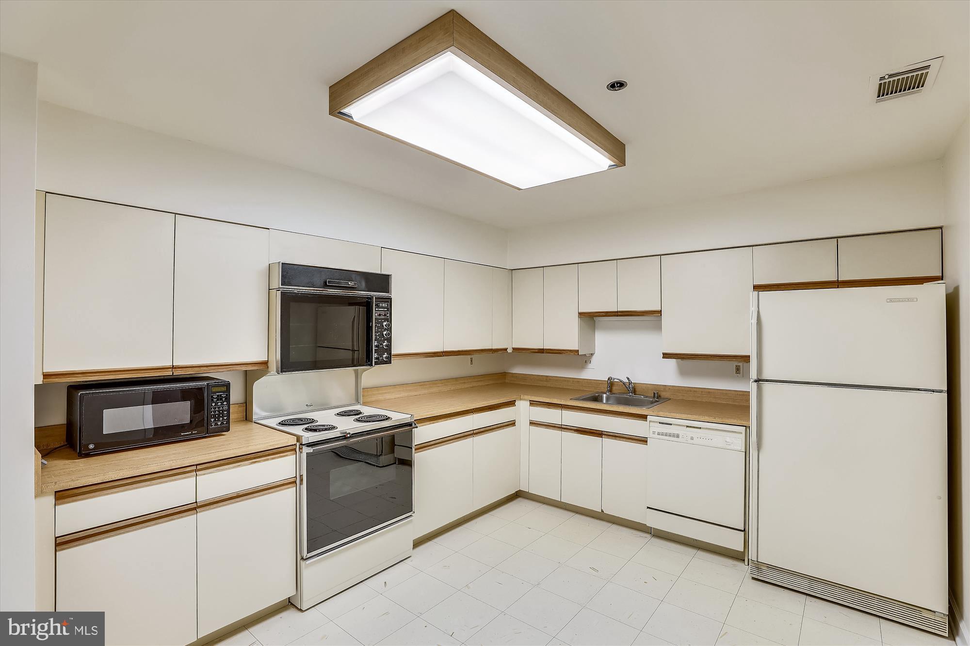 TOWSON - Residential