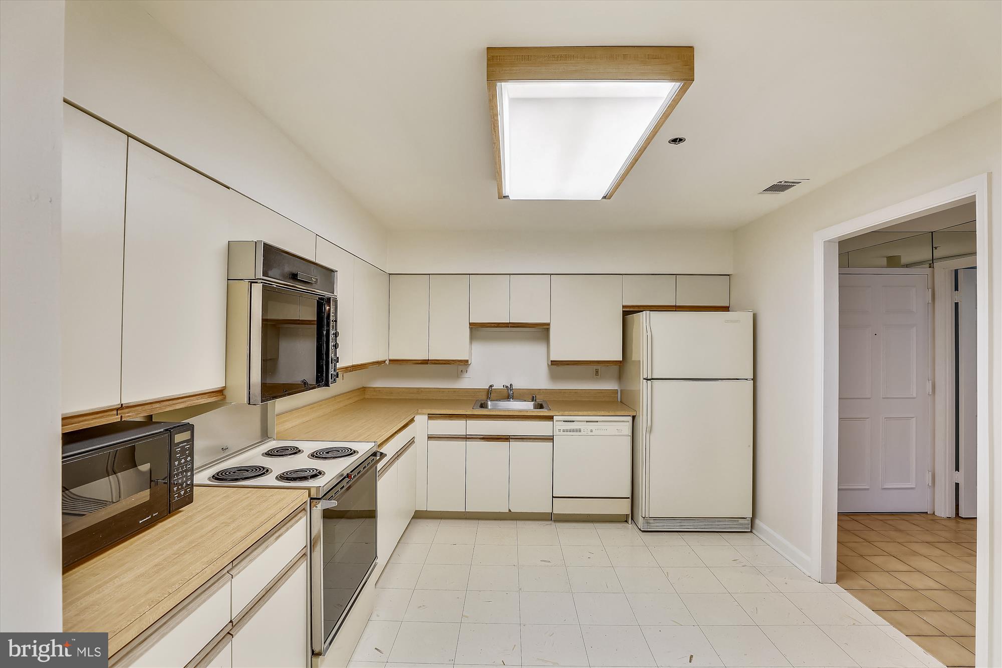 TOWSON - Residential