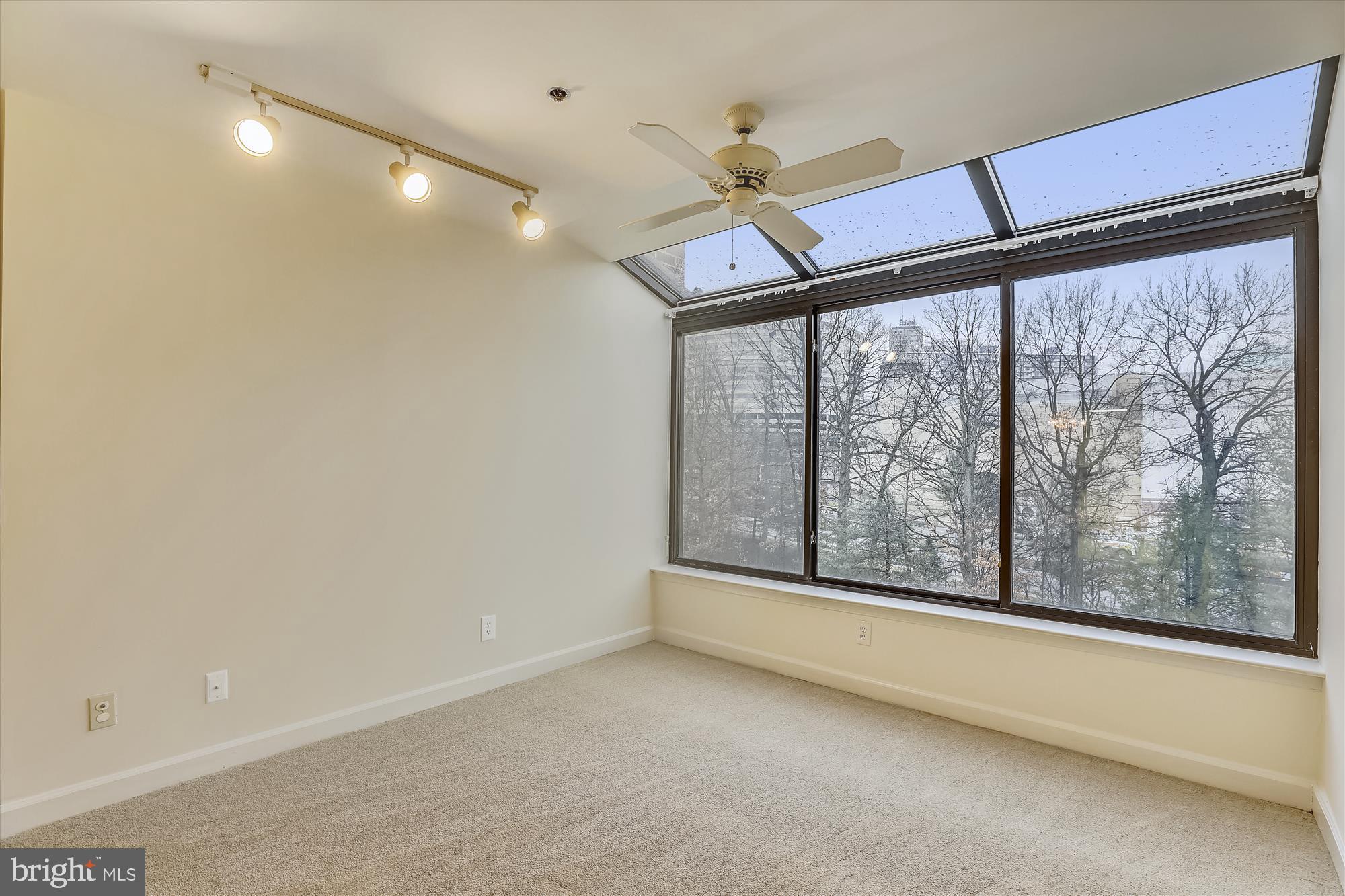 TOWSON - Residential