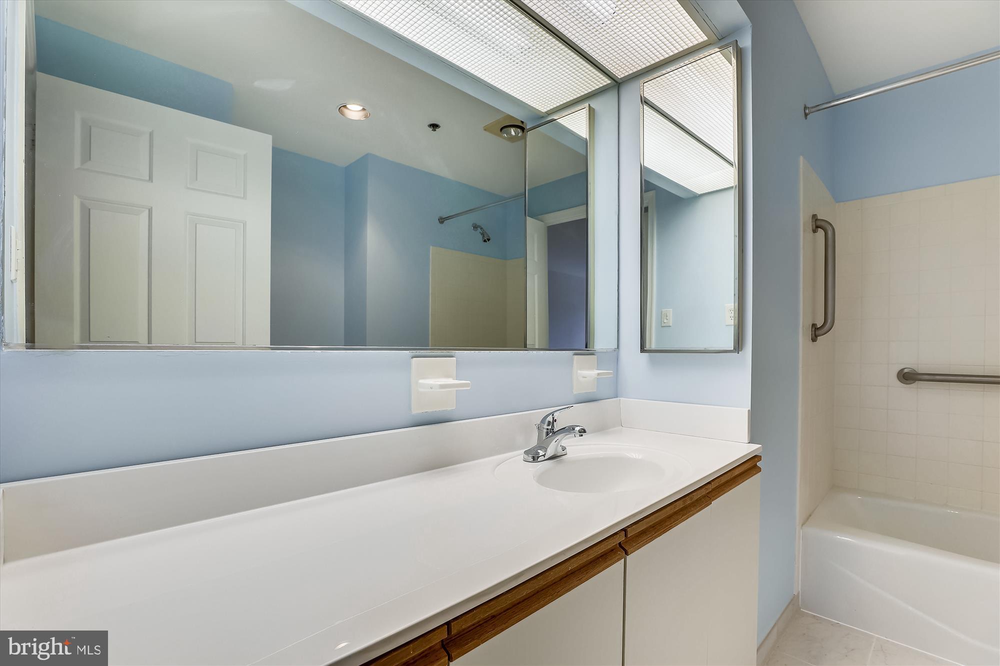 TOWSON - Residential