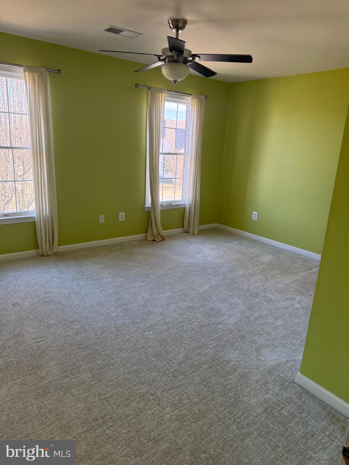 SOUTH RIDING - Residential Lease