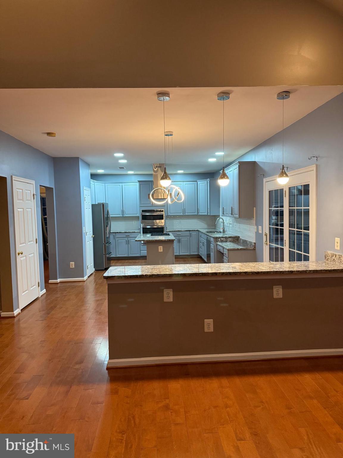 SOUTH RIDING - Residential Lease