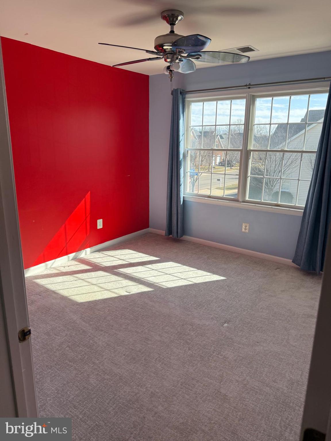 SOUTH RIDING - Residential Lease