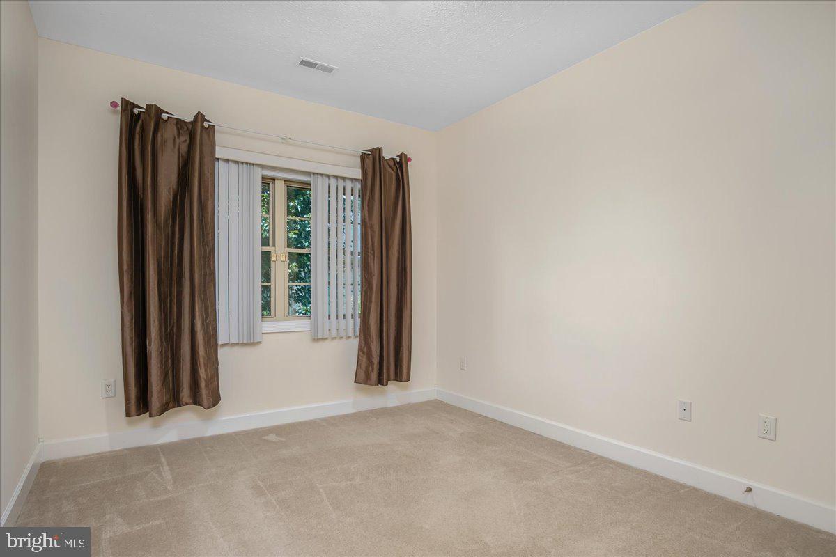 CORTLAND MANOR - Residential