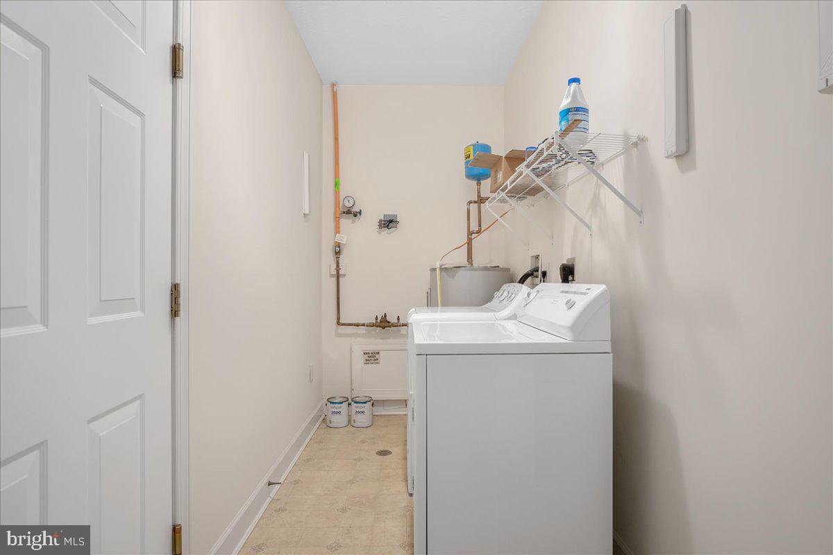 CORTLAND MANOR - Residential