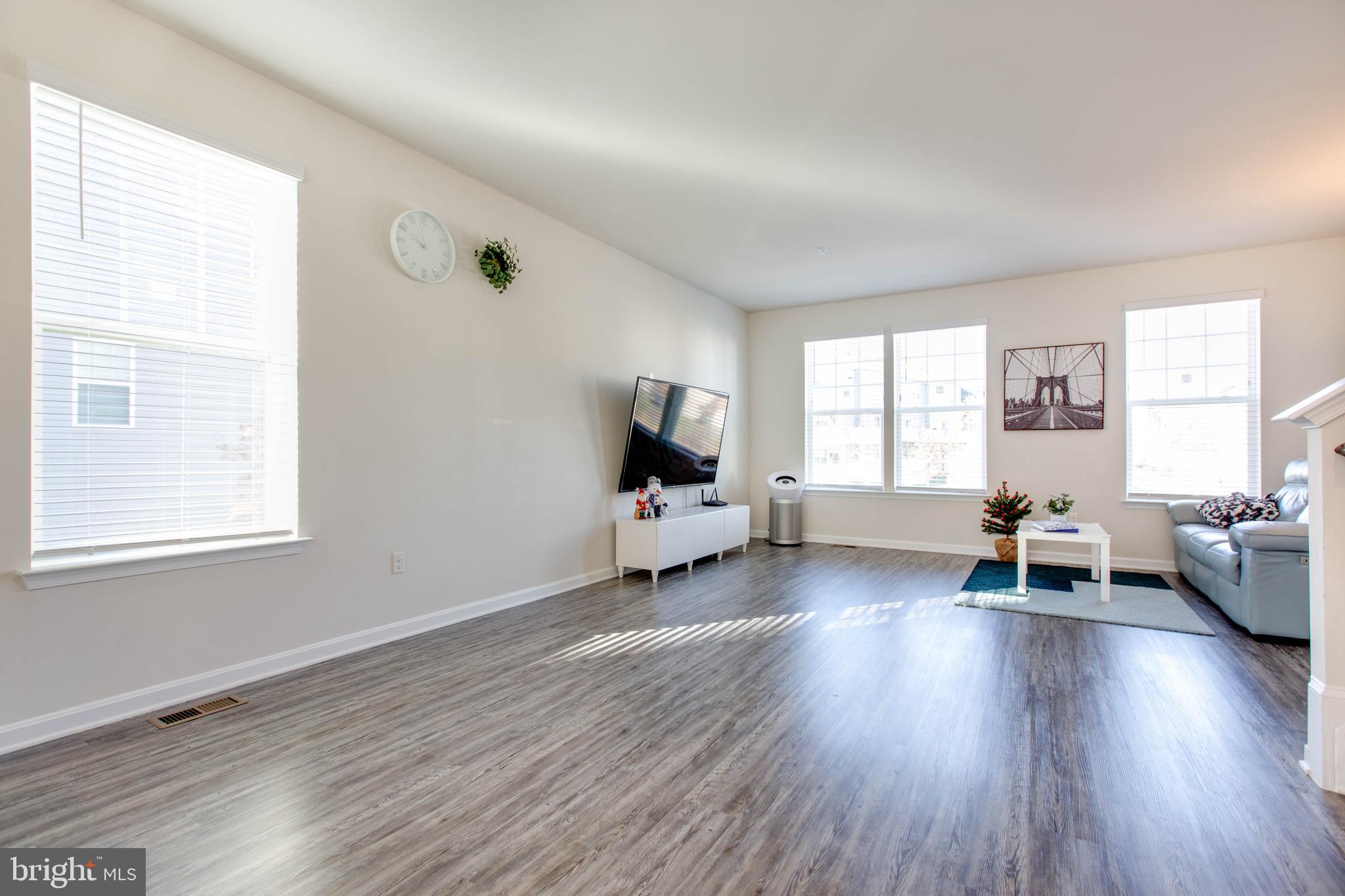 HANOVER - Residential Lease