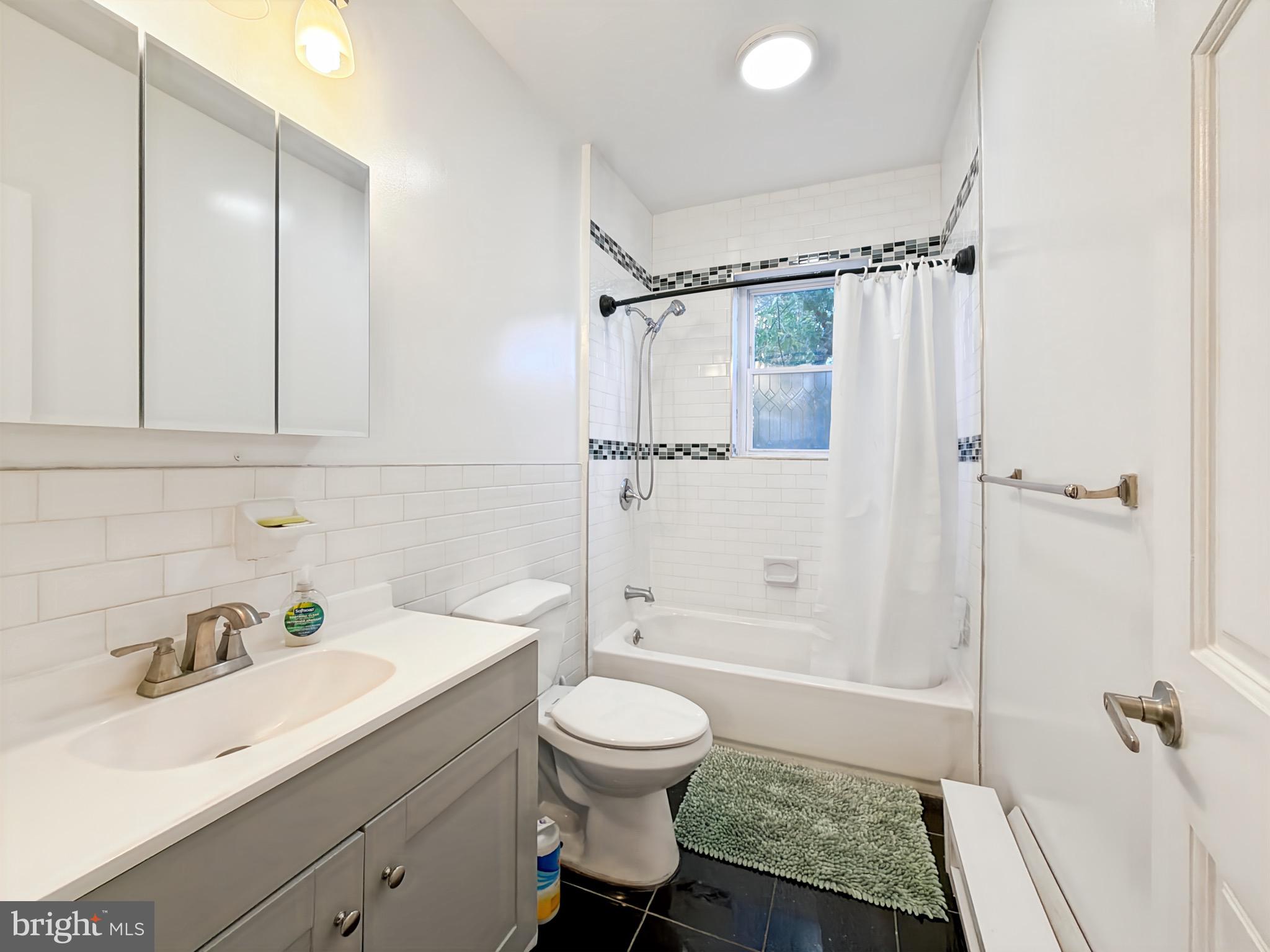 MOUNT HOLLY - Residential