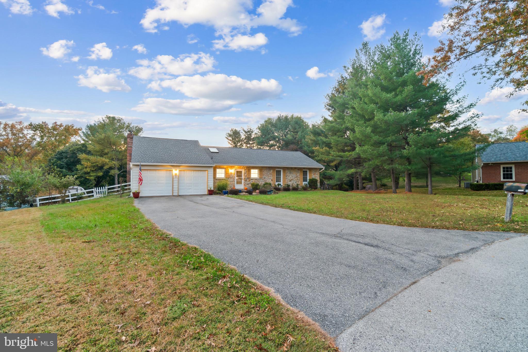 3876 SPENCER COURT