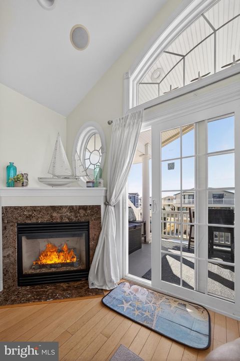 17 73RD STREET W SEA ISLE CITY NJ 08243