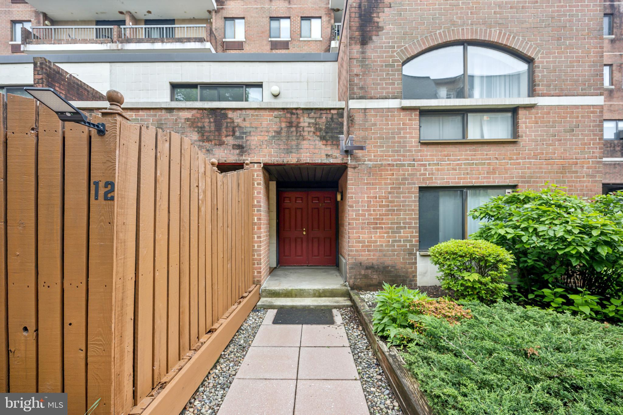 SOCIETY HILL - Residential