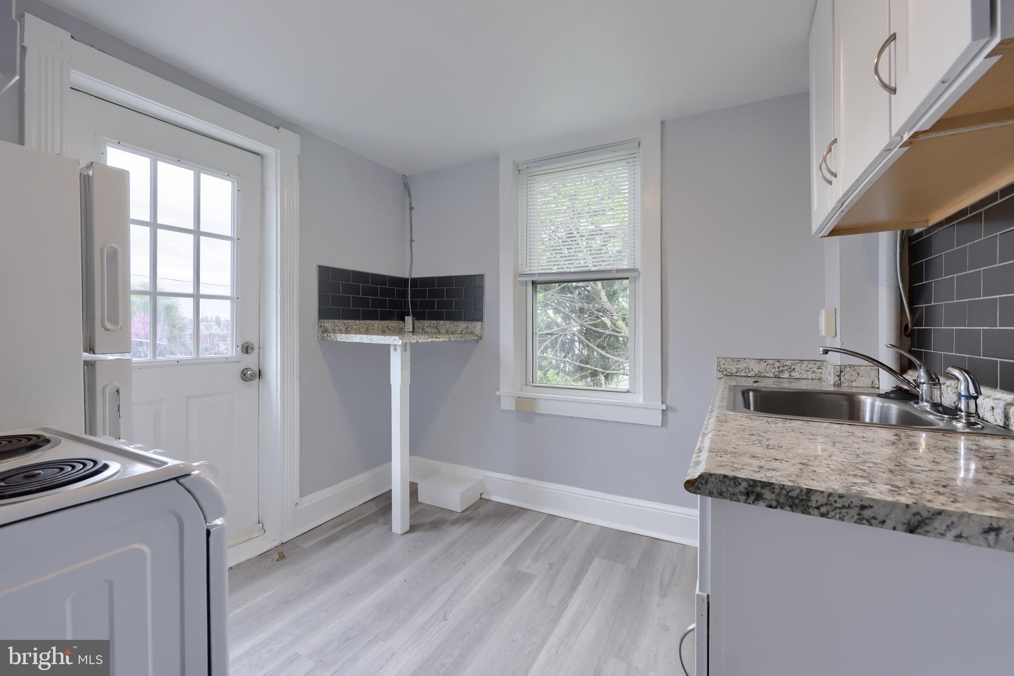 WEST END LANCASTER - Residential