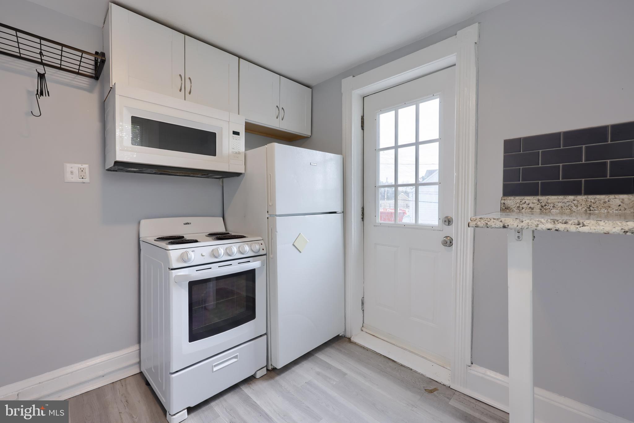 WEST END LANCASTER - Residential