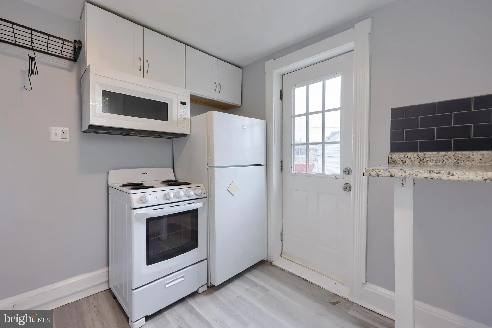 Lancaster, Pennsylvania 17603, United States, 4 Bedrooms Bedrooms, ,2 BathroomsBathrooms,Residential,Pending,114974