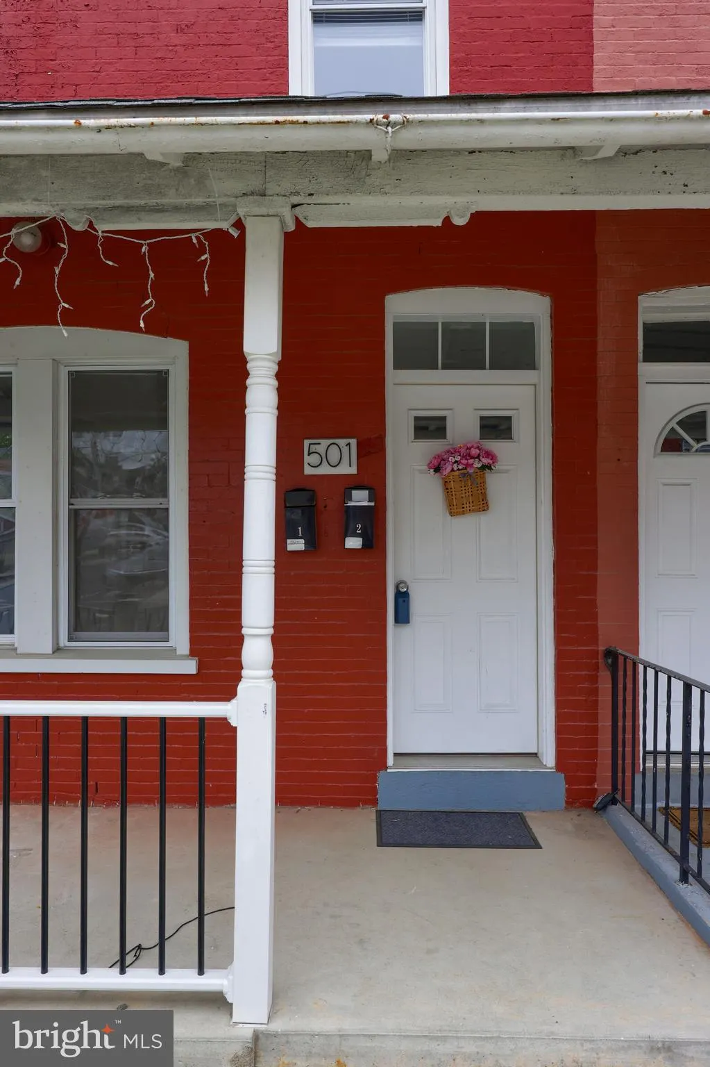 Lancaster, Pennsylvania 17603, United States, 4 Bedrooms Bedrooms, ,2 BathroomsBathrooms,Residential,Pending,114974