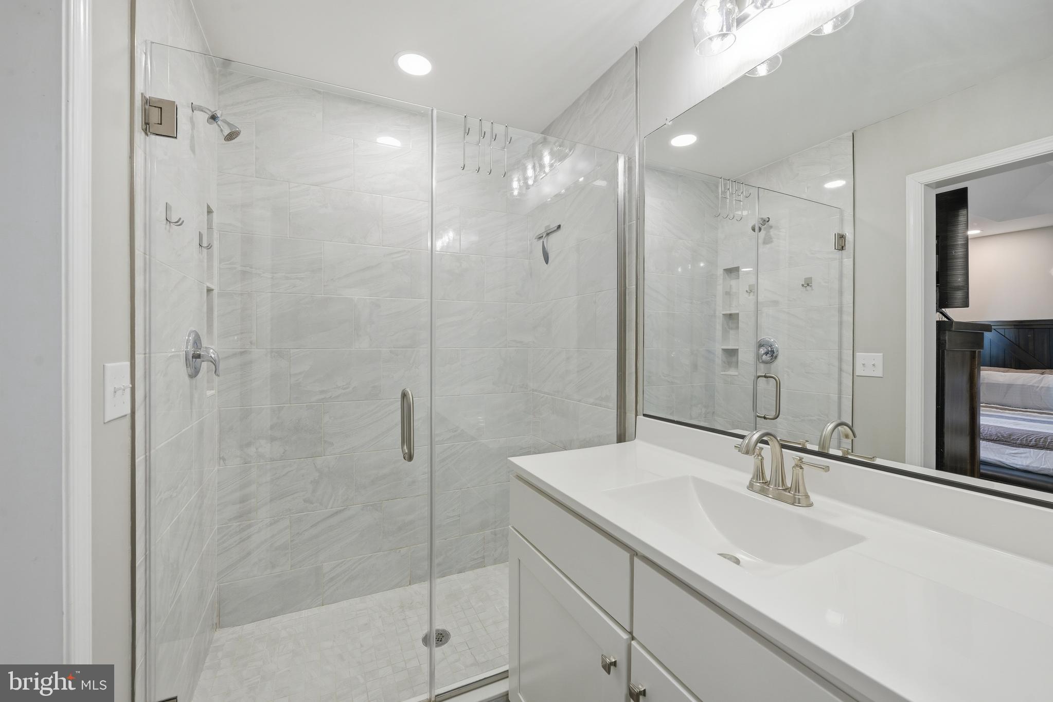 PRINCE GEORGES ACRES - Residential